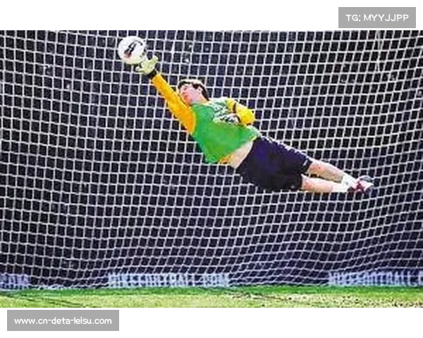 门兴门将扑点后染黄，VAR回放引发争议